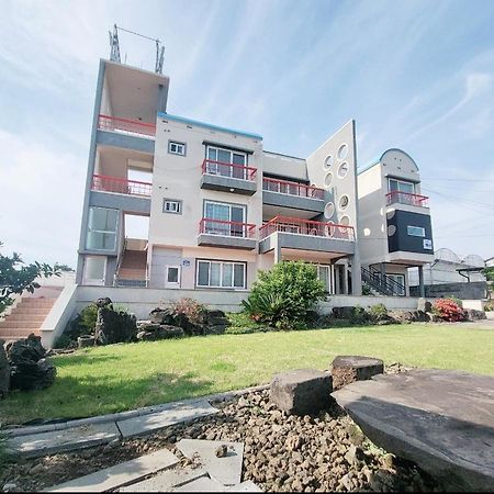 Jeju Soroan Pension Seogwipo Luaran gambar