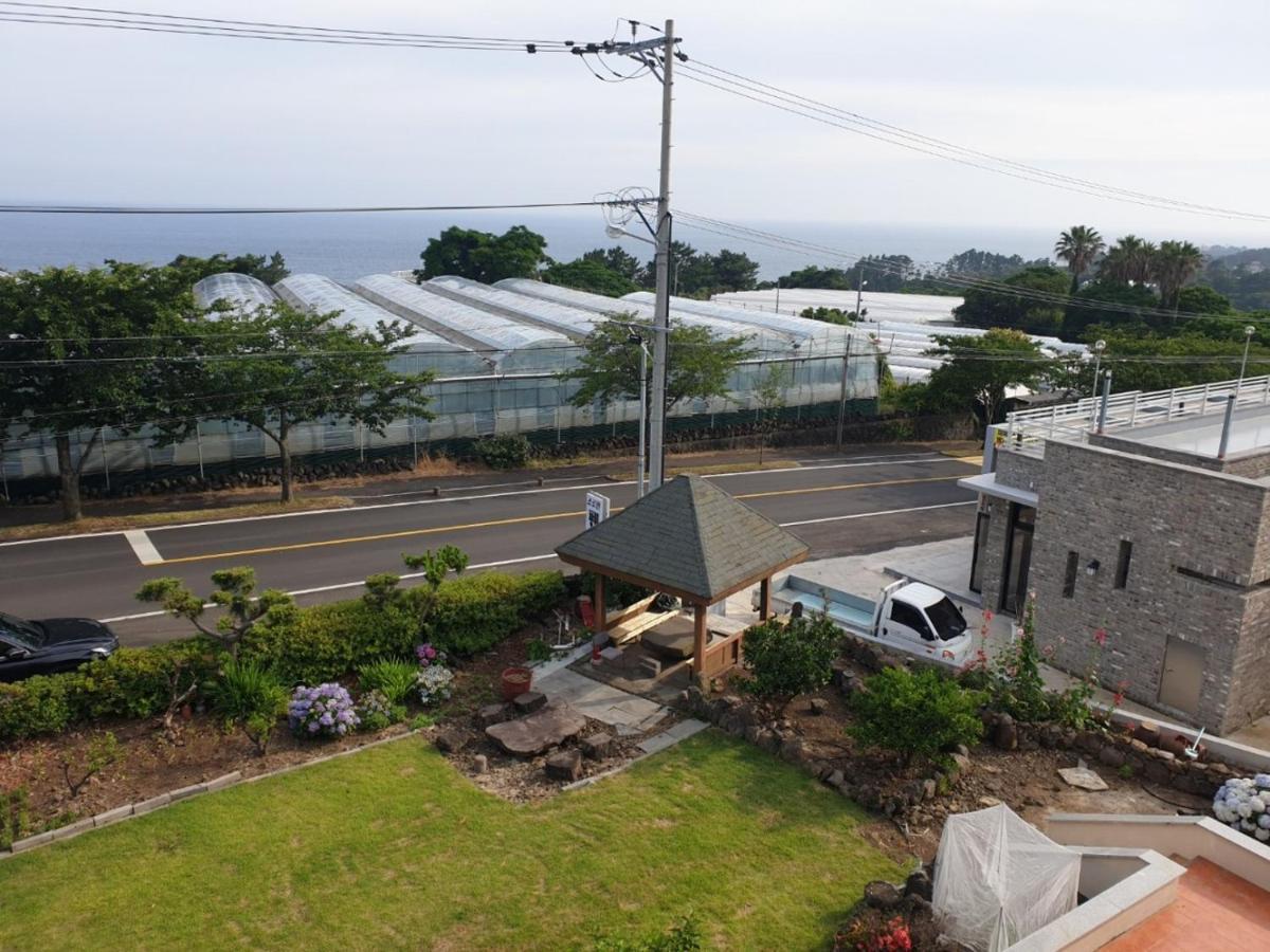 Jeju Soroan Pension Seogwipo Luaran gambar