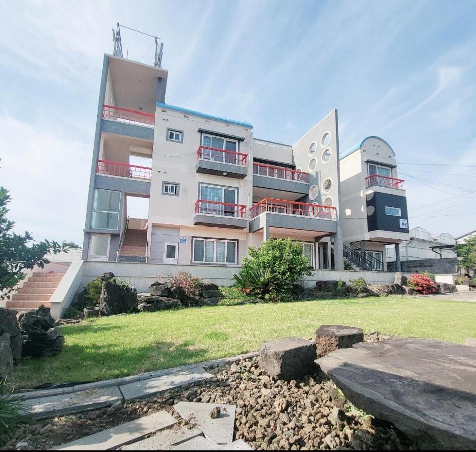 Jeju Soroan Pension Seogwipo Luaran gambar