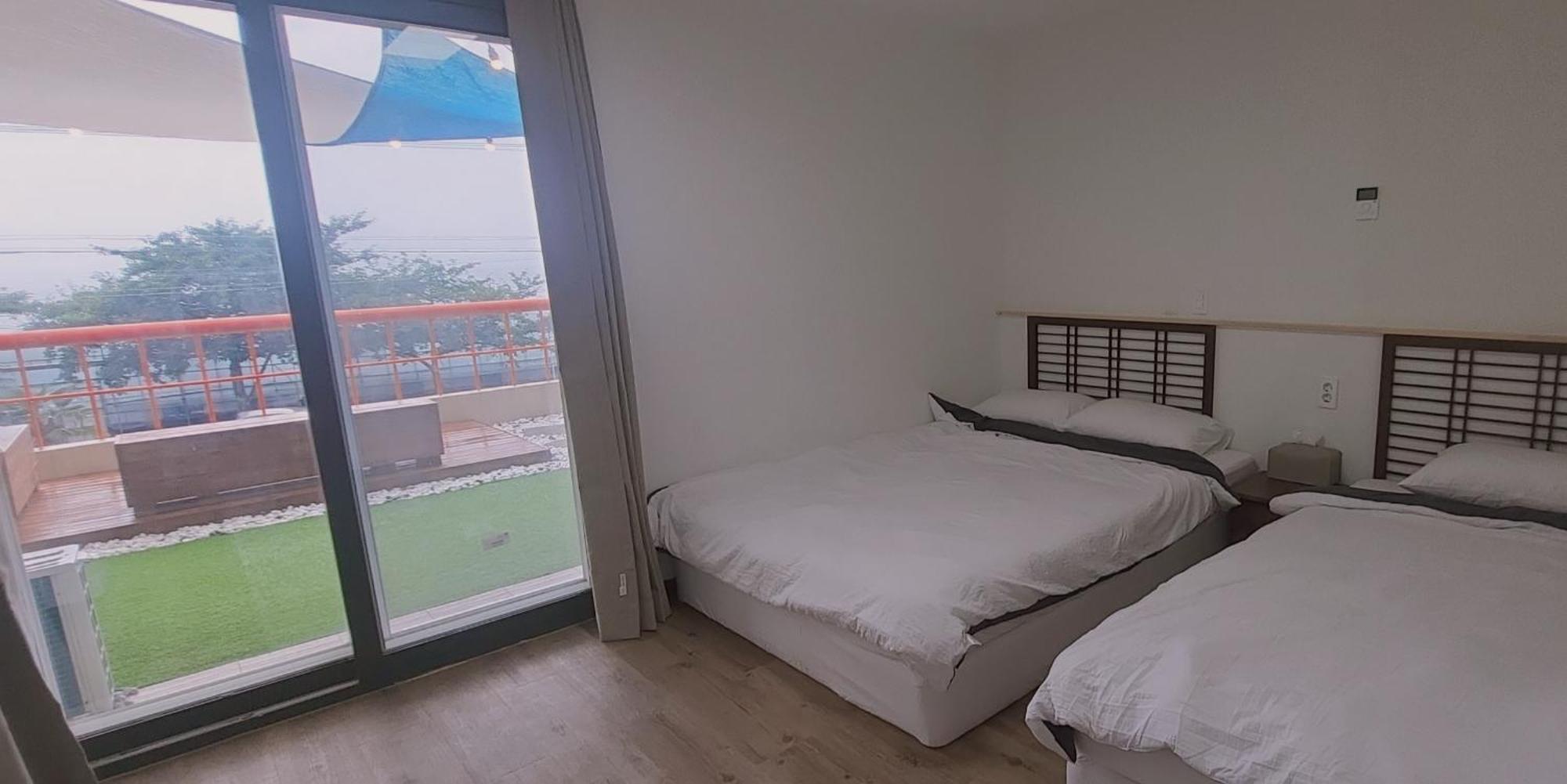 Jeju Soroan Pension Seogwipo Luaran gambar